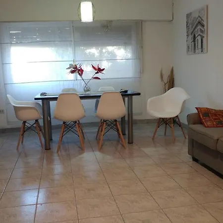 San Martin 900 Con Estacionamiento Apartment Cipolletti Exterior photo